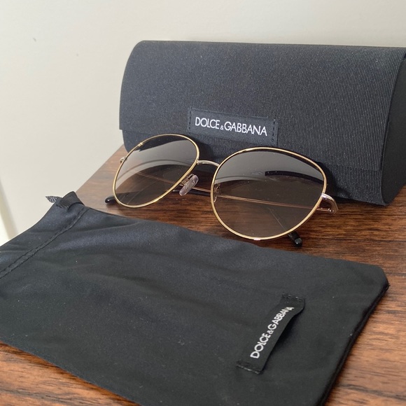 Dolce & Gabbana Accessories - Dolce & Gabbana Aviator Sunglasses (never worn)